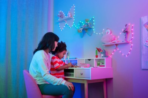 Inteligentne lampki dekoracyjne Strings USB-C (Candies) 200 LED RGB, serca, zielony przewód, 12 m Inteligentne lampki dekoracyjne Strings USB-C (Candies) 200 LED RGB, serca, zielony przewód, 12 m