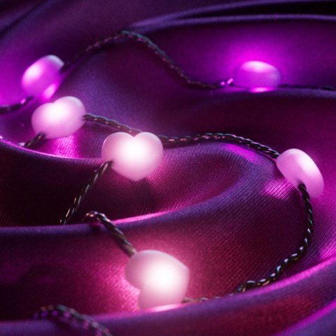 Inteligentne lampki dekoracyjne Strings USB-C (Candies) 200 LED RGB, serca, zielony przewód, 12 m Inteligentne lampki dekoracyjne Strings USB-C (Candies) 200 LED RGB, serca, zielony przewód, 12 m