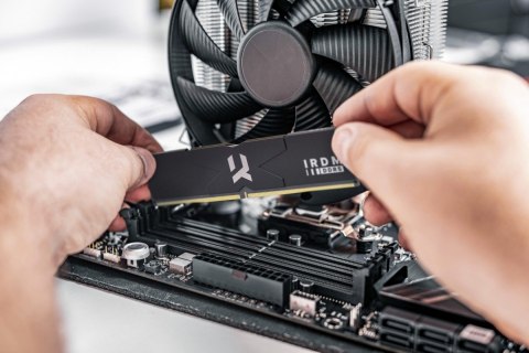 Pamięć DDR5 IRDM 32GB(2*16GB)/6800 CL34 czarna Pamięć DDR5 IRDM 32GB(2*16GB)/6800 CL34 czarna
