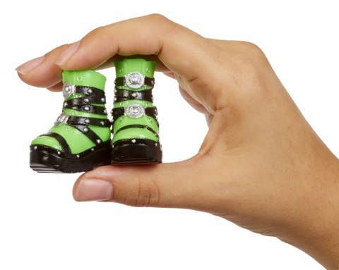 Akcesoria Rainbow High Buty display 27 sztuk Akcesoria Rainbow High Buty display 27 sztuk