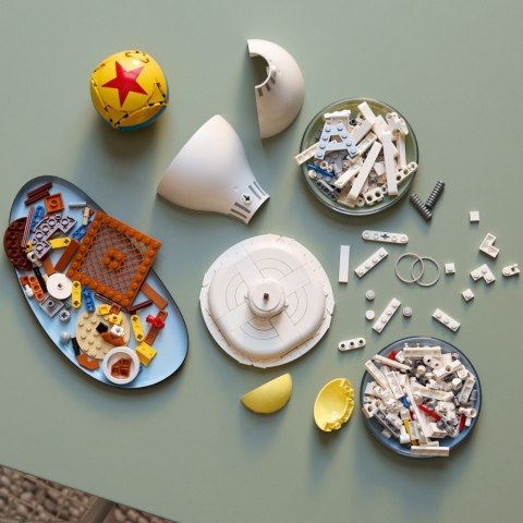 Klocki Disney 21357 Disney Pixar Luxo Jr. Klocki Disney 21357 Disney Pixar Luxo Jr.