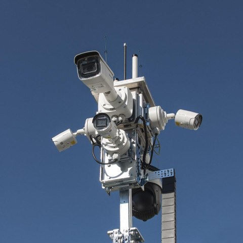 Mobilna wieża do zdalnego wideomonitoringu CCTV iCAM-TOWER AI 5MQ3