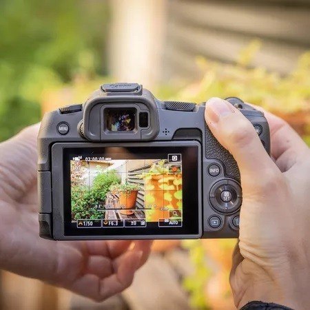 Aparat bezlusterkowy EOS R8 5803C003 Aparat bezlusterkowy EOS R8 5803C003