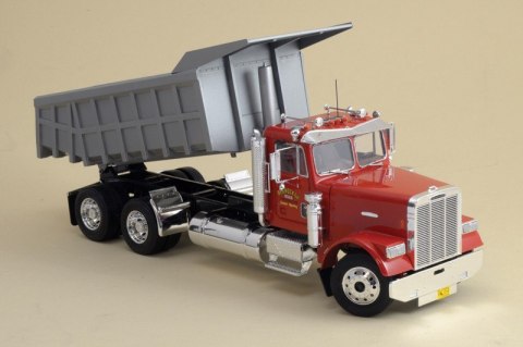 Model plastikowy Freightliner Heavy Dumper Truck 1/24 Model plastikowy Freightliner Heavy Dumper Truck 1/24