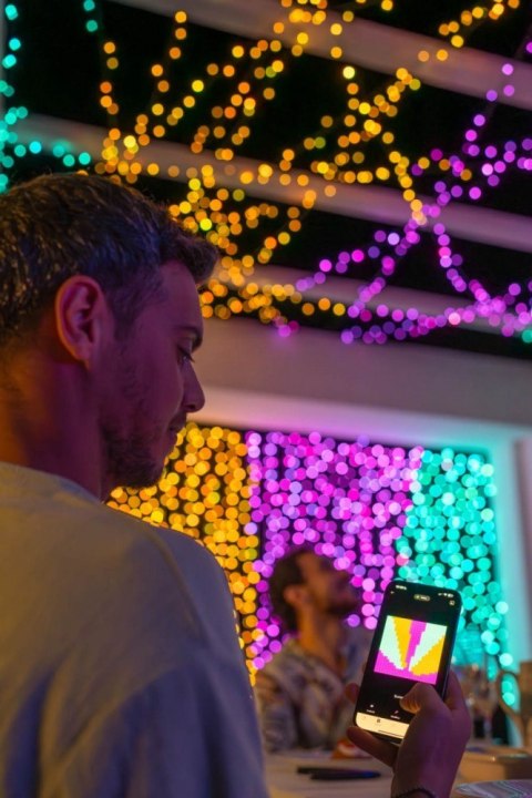 Inteligentna kurtyna Curtain 400 LED RGB+W 3x2m, przezroczysty przewód Inteligentna kurtyna Curtain 400 LED RGB+W 3x2m, przezroczysty przewód