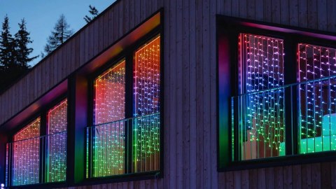 Inteligentna kurtyna Curtain 400 LED RGB+W 3x2m, przezroczysty przewód Inteligentna kurtyna Curtain 400 LED RGB+W 3x2m, przezroczysty przewód