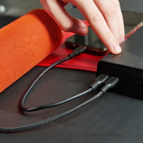 Kabel USB-C-USB-C PowerFlex 100W silikonowy 2m biały