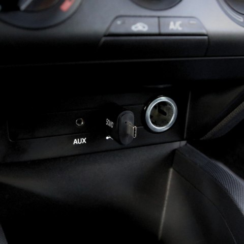 Adapter bezprzewodowy CarPlay & Android Auto TR-17 Adapter bezprzewodowy CarPlay & Android Auto TR-17
