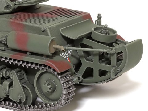 Model plastikowy French Light Tank H39 Pz.Kpfw.38H 735