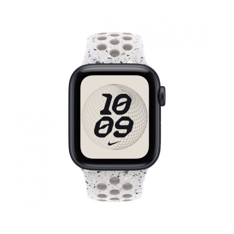 Pasek sportowy Nike w kolorze chmurnym szarym do koperty 40 mm - rozmiar M/L Pasek sportowy Nike w kolorze chmurnym szarym do koperty 40 mm - rozmiar M/L