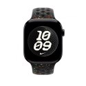 Pasek sportowy Nike w kolorze nocnej czerni do koperty 46 mm - rozmiar M/L