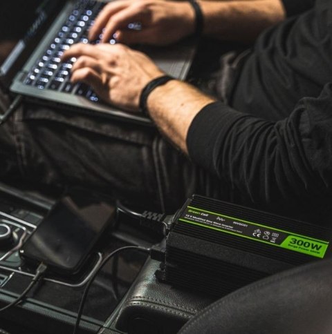 Przetwornica napięcia Inwerter 12V 300W/600W